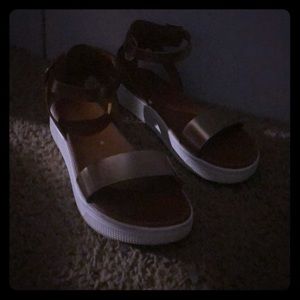 Gold Sandles